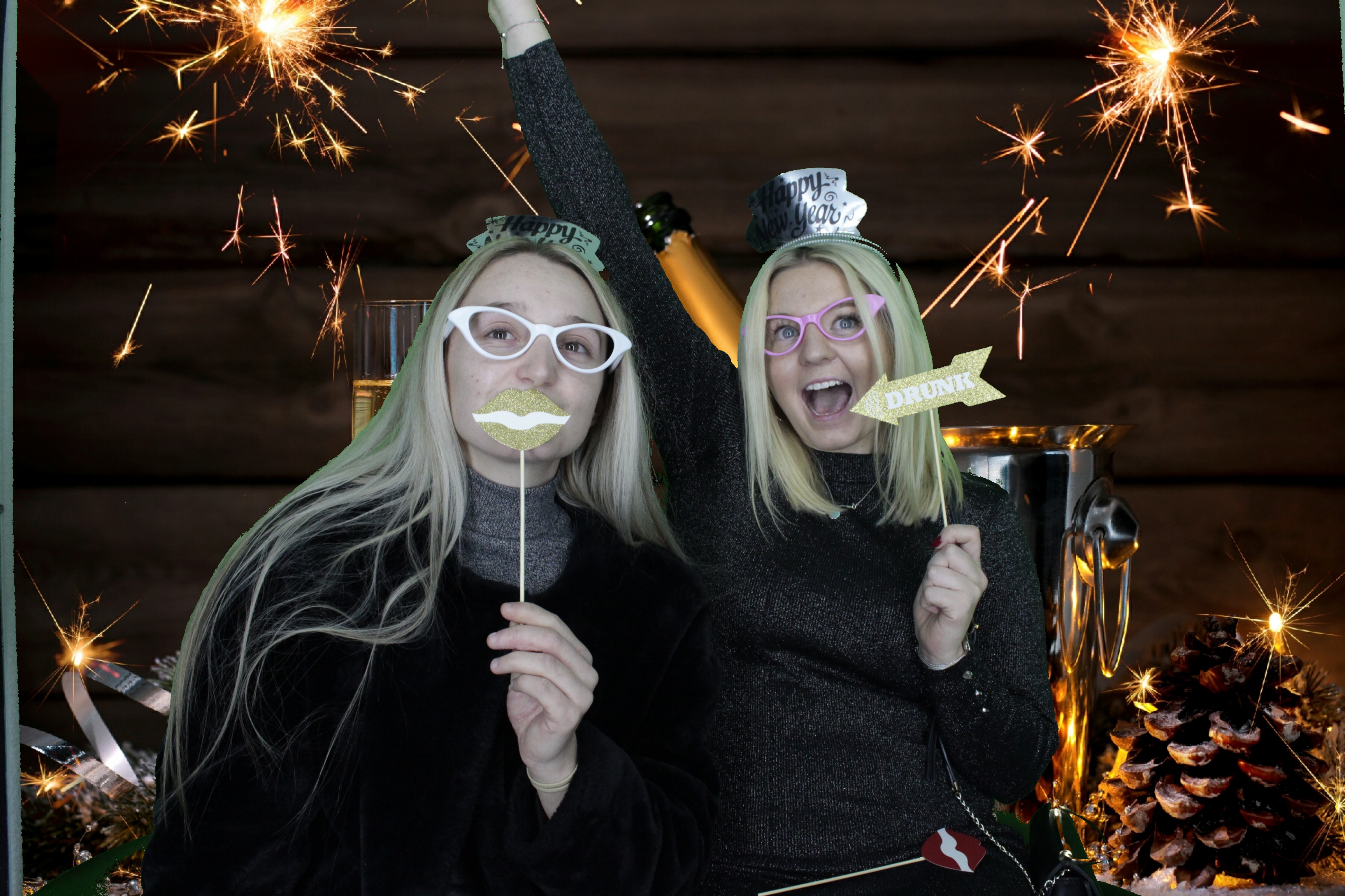 The Sussex Exchange New Years Eve | View more photos from the event at gallery.myphotoboothexperience.co.uk/u/MyPhotoBoothExperienceLtd/The-Sussex-Exchange-New-Years-Eve